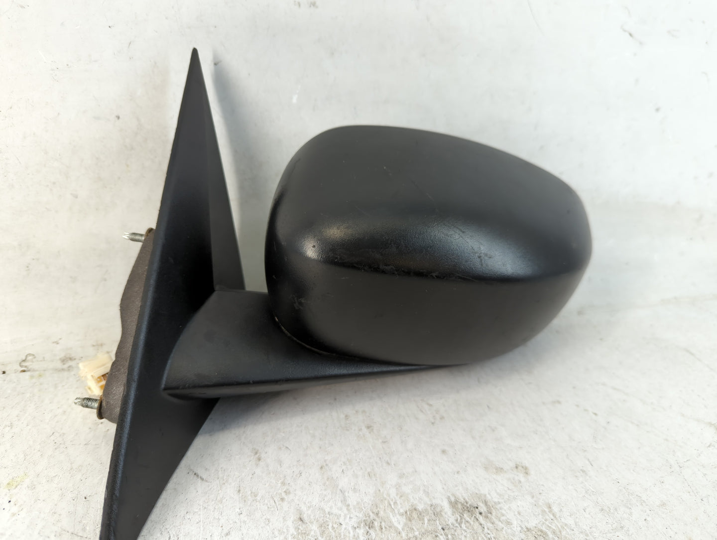 2006-2010 Dodge Charger Driver Side View Mirror - Left Door Mirror OEM Used - Oemusedautoparts1.com