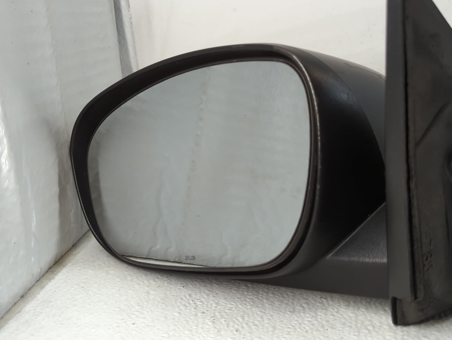 2006-2010 Dodge Charger Driver Side View Mirror - Left Door Mirror OEM Used - Oemusedautoparts1.com