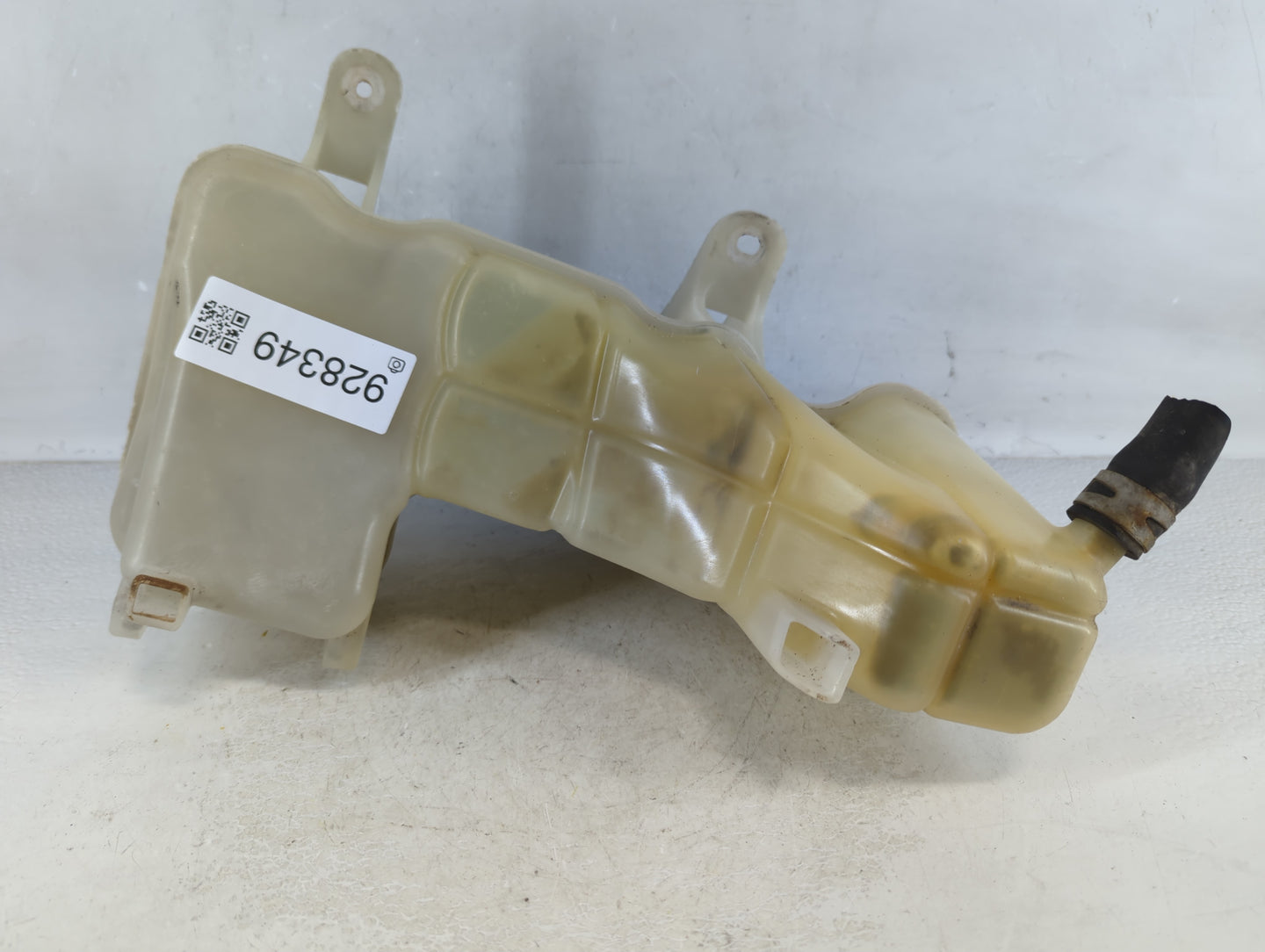 2006-2010 Dodge Charger Radiator Coolant Overflow Expansion Tank Bottle 928349 - Oemusedautoparts1.com