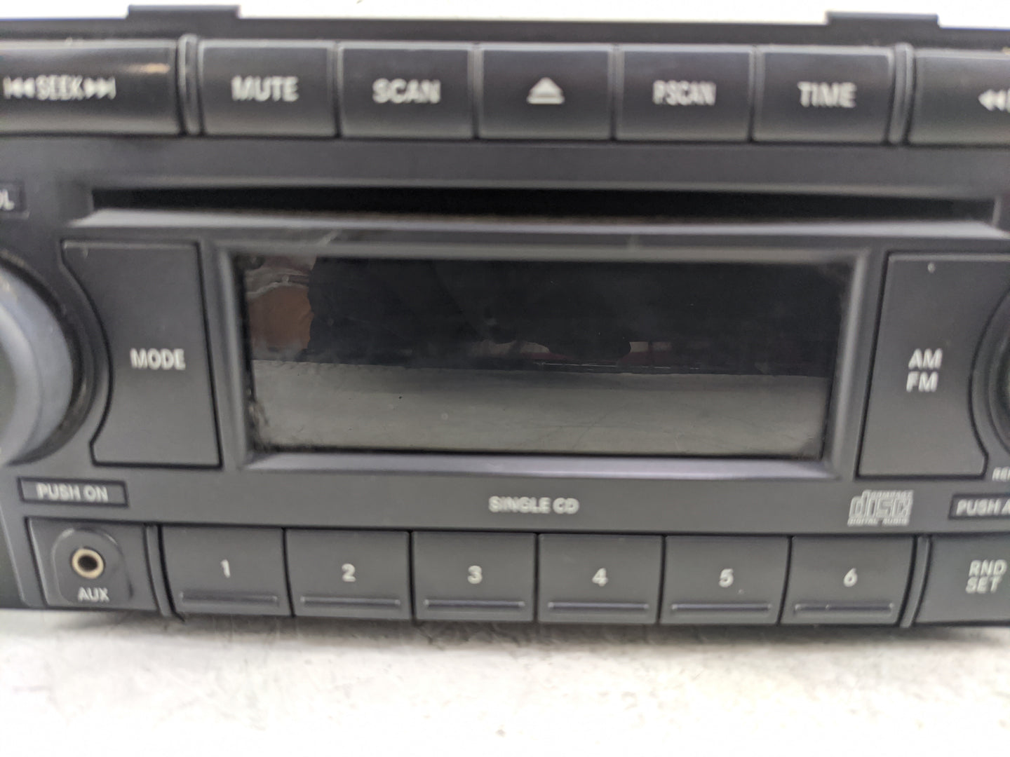 2005-2007 Dodge Dakota Radio AM FM Cd Player Receiver Replacement P/N:P05064173AG Fits Fits 2005 2006 2007 OEM Used Auto Par