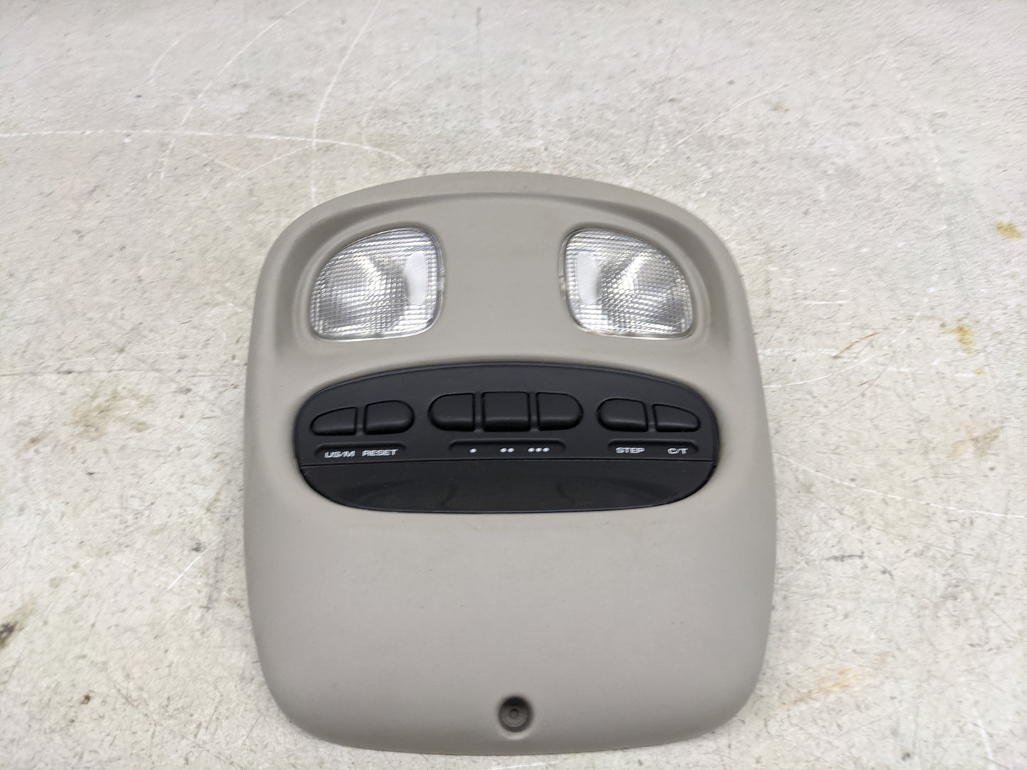 2006 Dodge Dakota Overhead Roof Console - Oemusedautoparts1.com