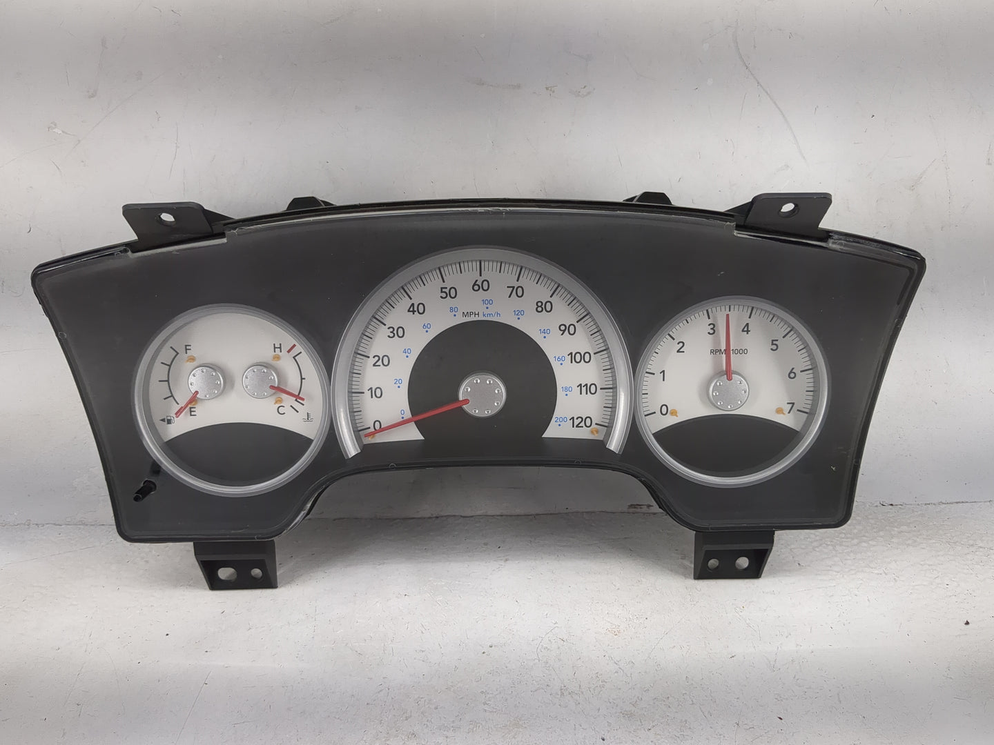 2006 Dodge Dakota Instrument Cluster Speedometer Gauges P/N:P56044901AH TP1QI1925QLAHH Miles: Fits OEM Used Auto Parts - Oem