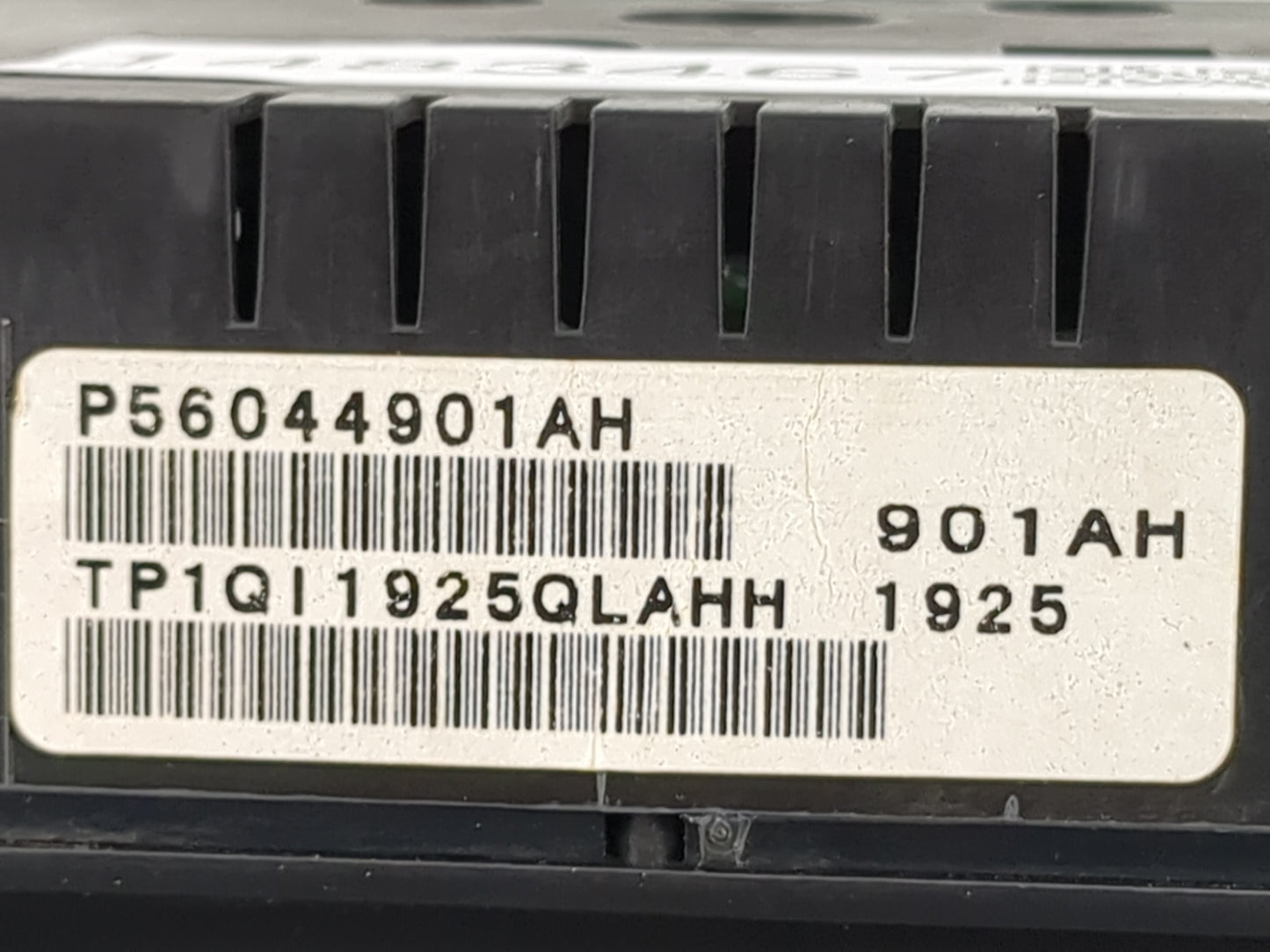 2006 Dodge Dakota Instrument Cluster Speedometer Gauges P/N:P56044901AH TP1QI1925QLAHH Miles: Fits OEM Used Auto Parts - Oem