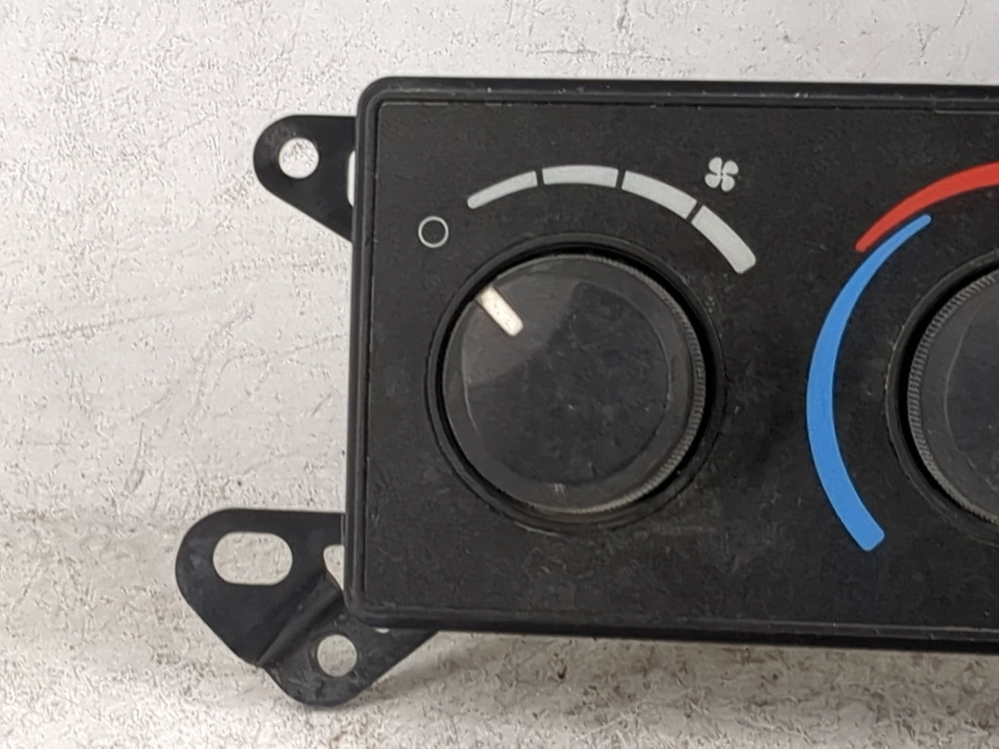2006-2007 Dodge Dakota Climate Control Module Temperature AC/Heater Replacement P/N:P55056754AB Fits Fits 2006 2007 2008 OEM