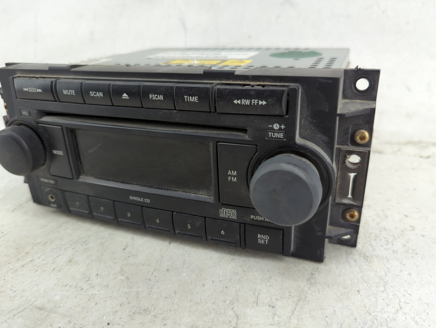 2005-2007 Dodge Dakota Radio AM FM Cd Player Receiver Replacement P/N:P05064173AG Fits Fits 2004 2005 2006 2007 2008 2009 20