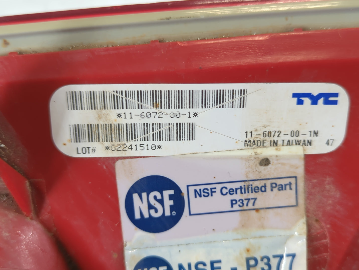 2005-2011 Dodge Dakota Tail Light Assembly Driver Left OEM P/N:02241510 Fits Fits 2005 2006 2007 2008 2009 2010 2011 OEM Use