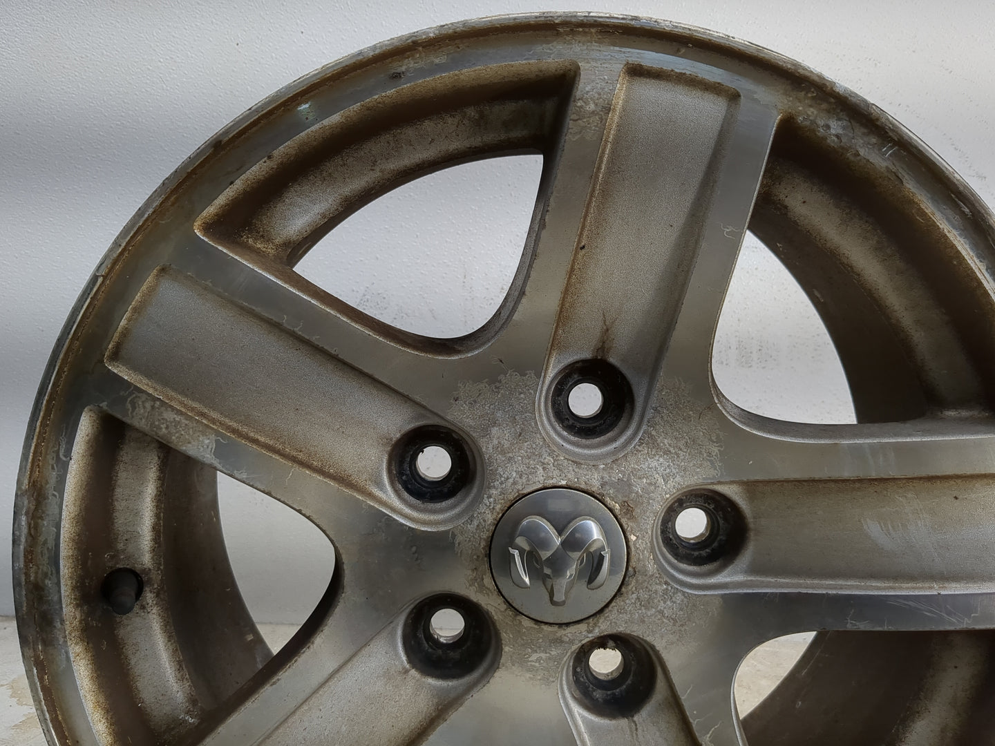 2004-2007 Dodge Durango Oem Wheel Rim 1216512 - Oemusedautoparts1.com