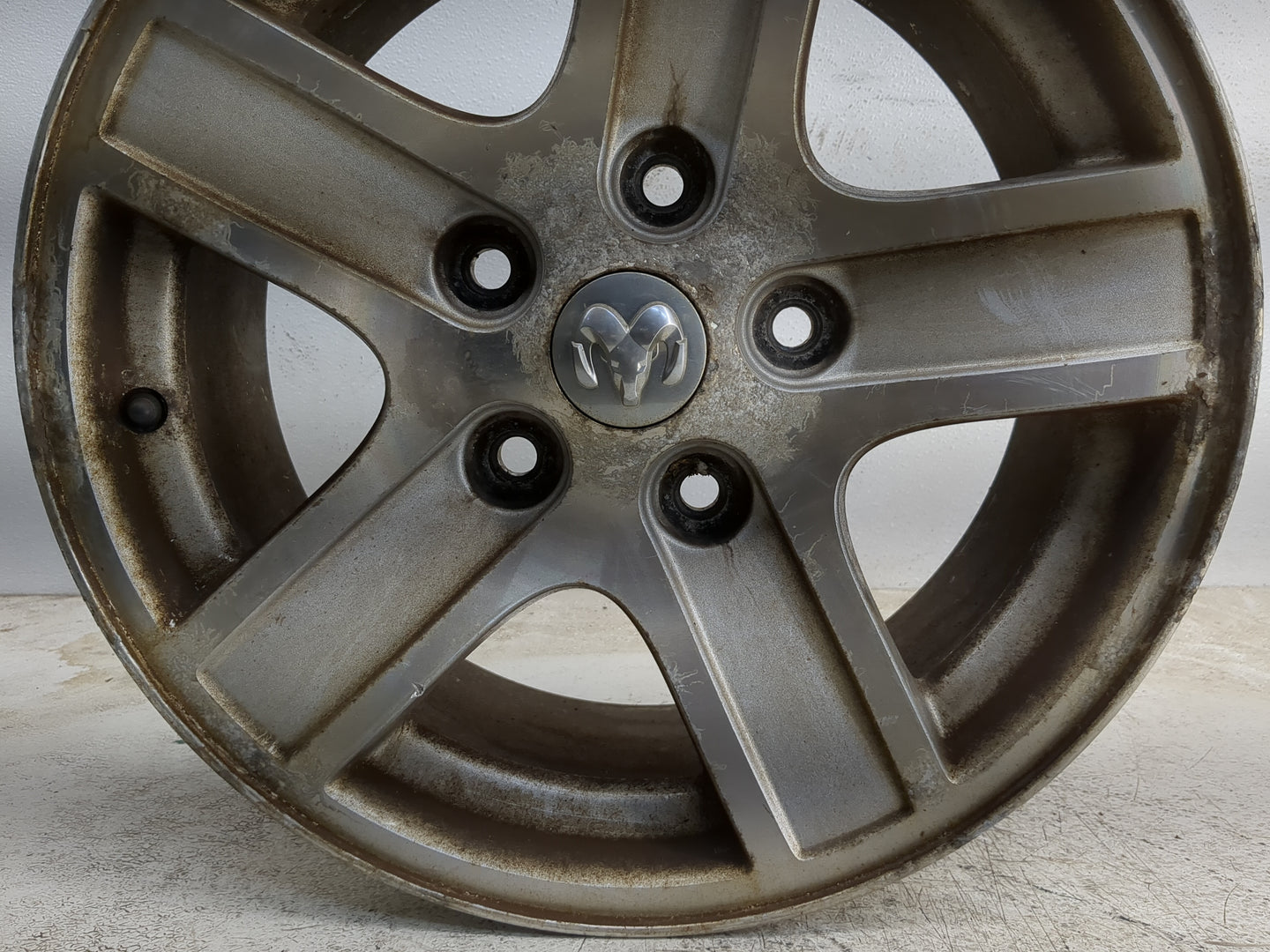 2004-2007 Dodge Durango Oem Wheel Rim 1216512 - Oemusedautoparts1.com