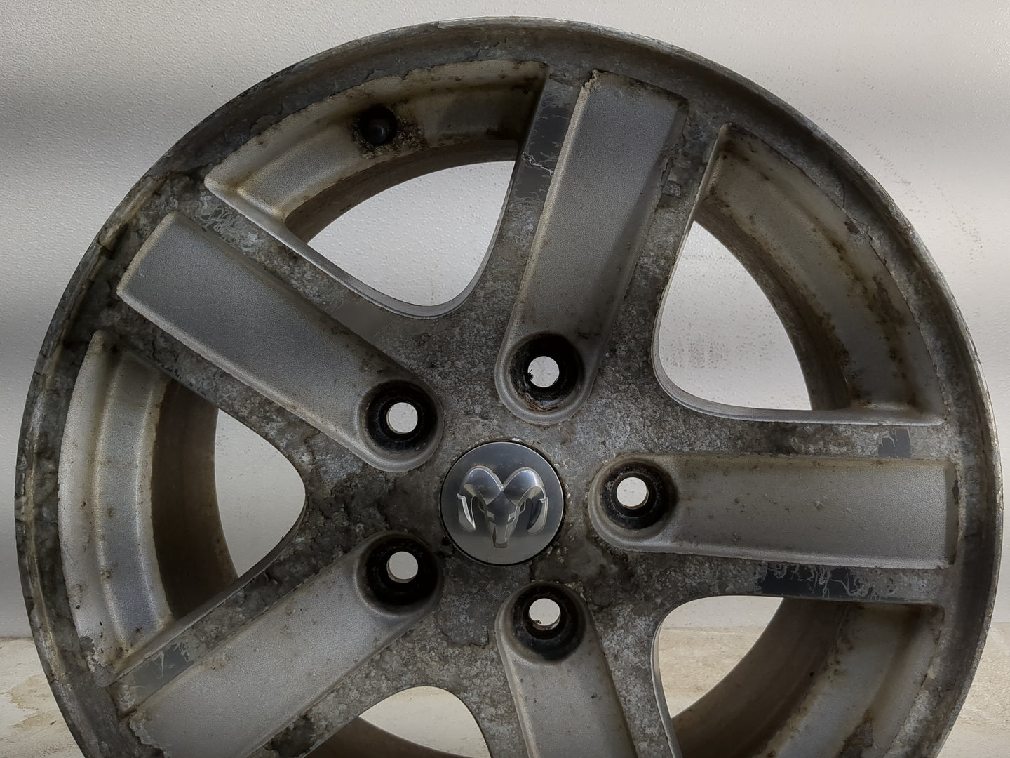 2004-2007 Dodge Durango Oem Wheel Rim 1216513 - Oemusedautoparts1.com