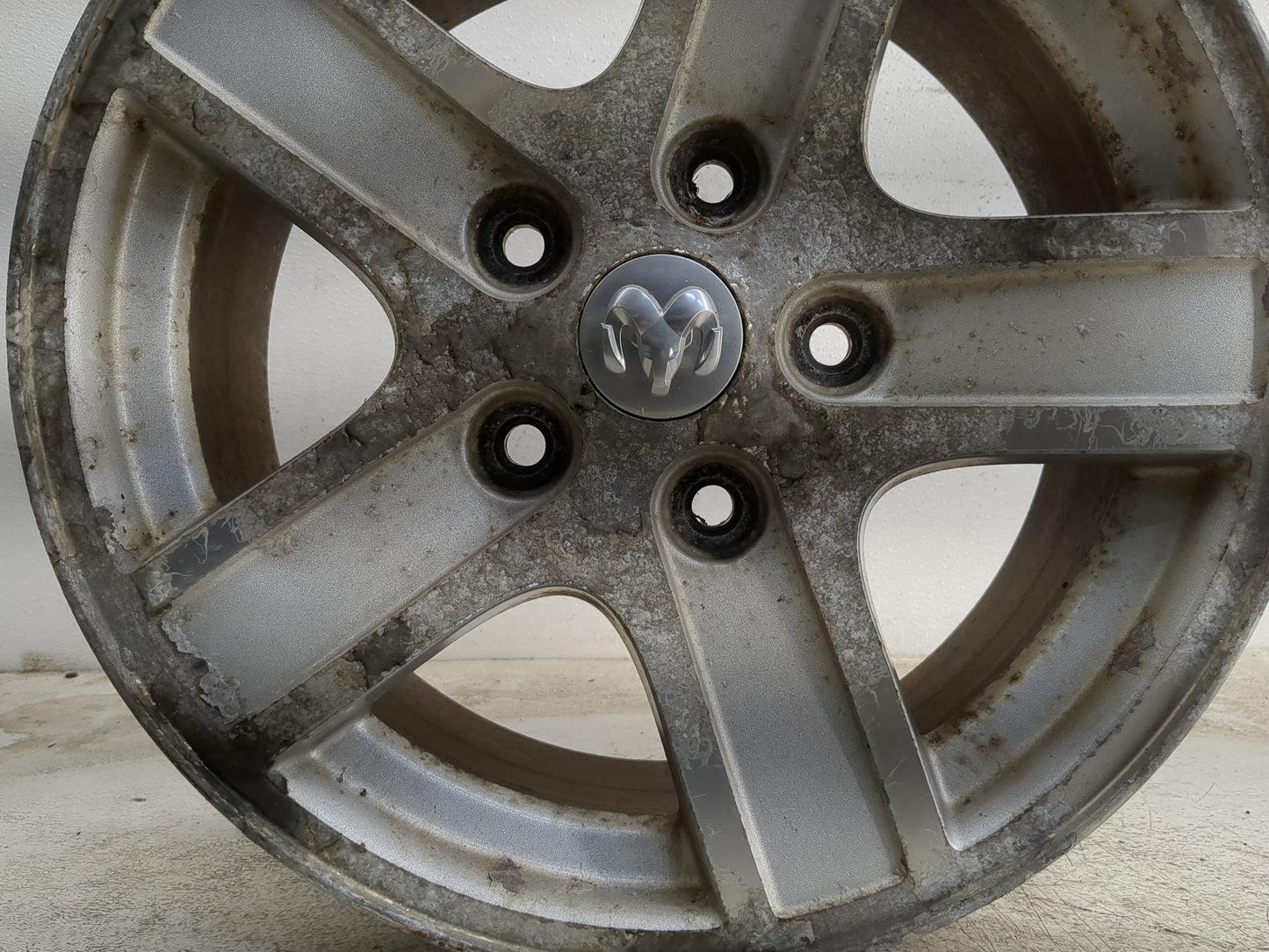 2004-2007 Dodge Durango Oem Wheel Rim 1216513 - Oemusedautoparts1.com