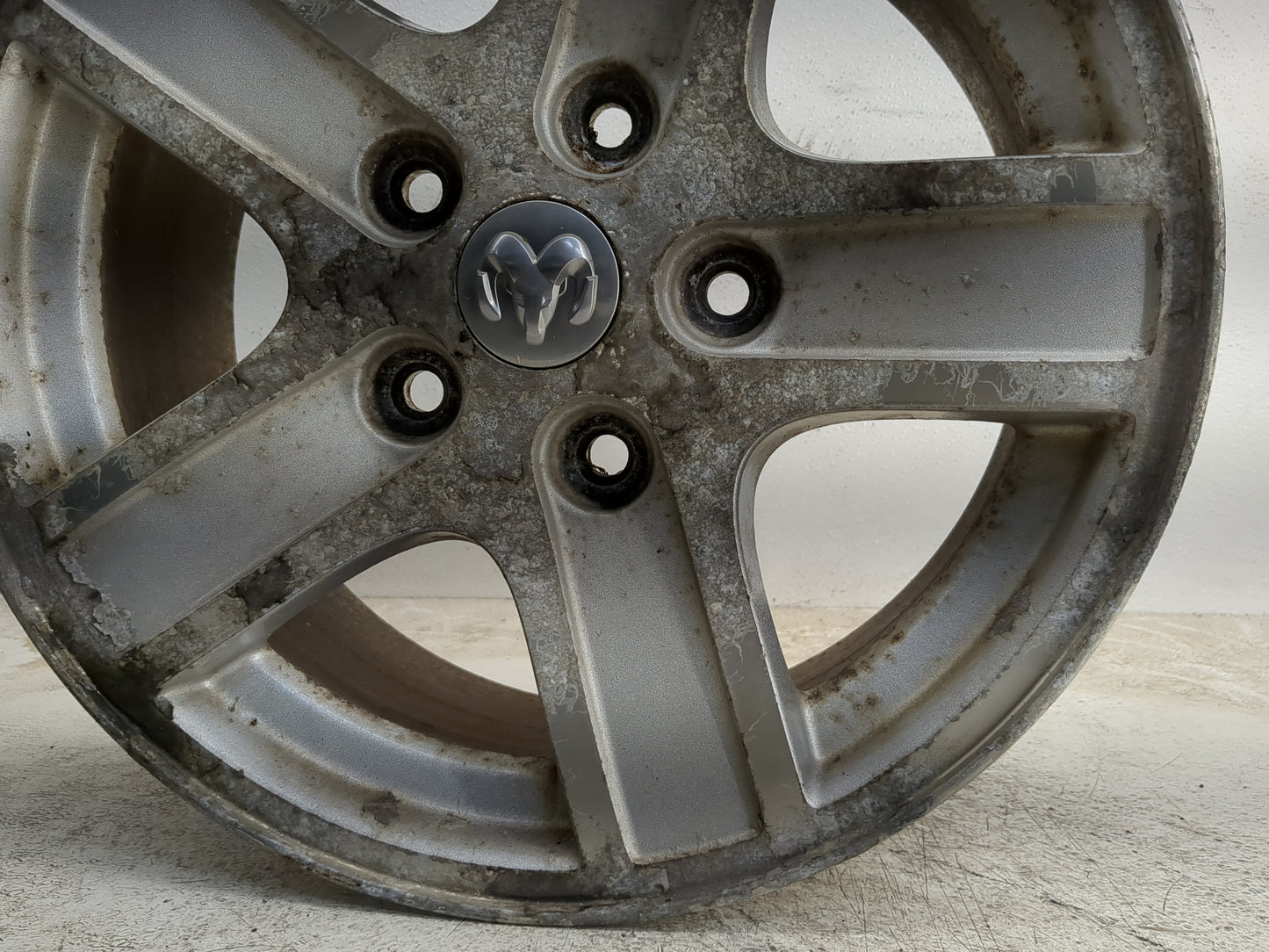 2004-2007 Dodge Durango Oem Wheel Rim 1216513 - Oemusedautoparts1.com