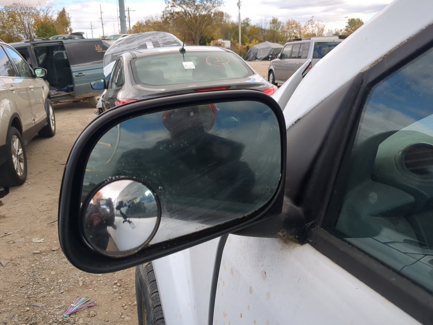 2004-2009 Dodge Durango Side Mirror Replacement Driver Left View Door Mirror Fits Fits 2004 2005 2006 2007 2008 2009 OEM Use