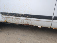 2004-2009 Dodge Durango Driver Front Door Oem 1217527 - Oemusedautoparts1.com