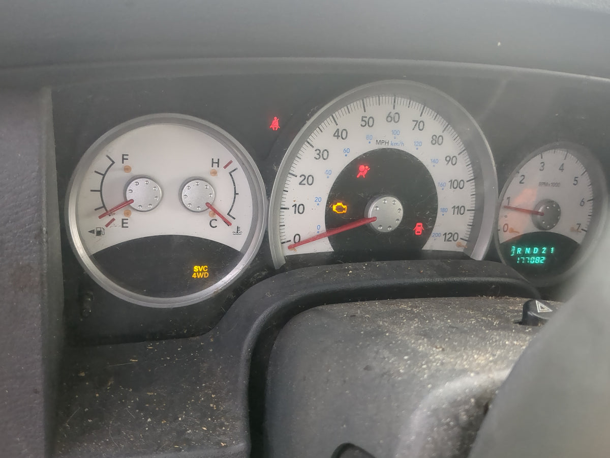 2006 Dodge Durango Instrument Cluster Speedometer Gauges Miles:177K Fits OEM Used Auto Parts - Oemusedautoparts1.com