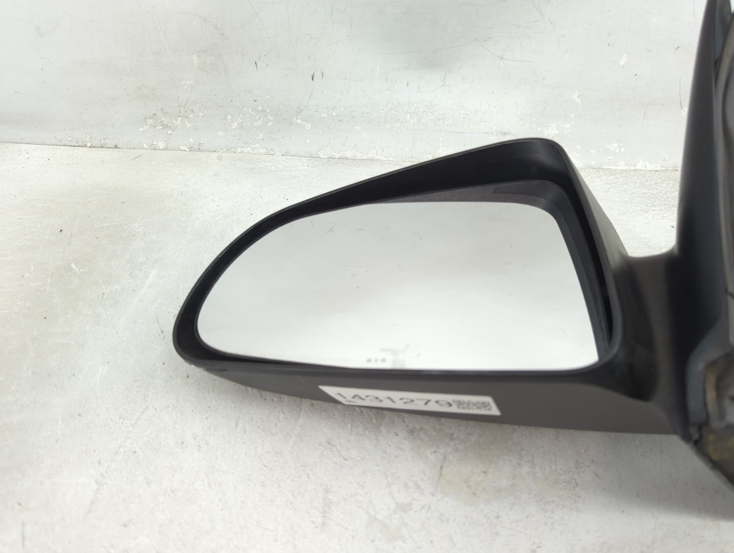 2004-2007 Dodge Durango Driver Side View Mirror - Left Door Mirror OEM Used - Oemusedautoparts1.com