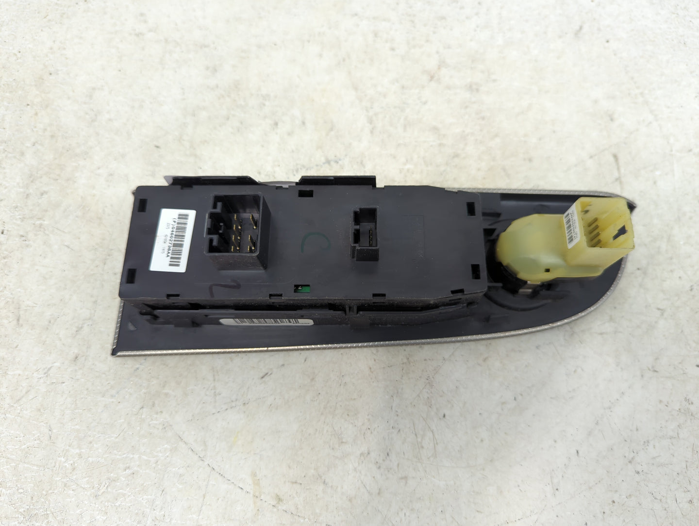 2007-2009 Dodge Durango Master Power Window Switch Replacement Driver Side Left P/N:04602736AA Fits OEM Used Auto Parts - Oe