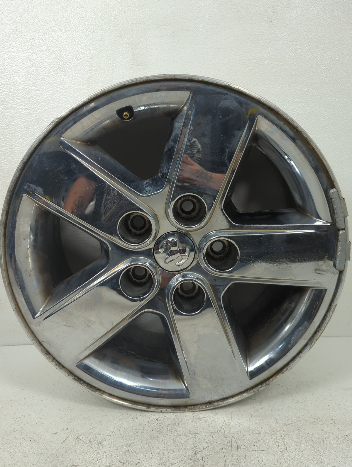 2006 Dodge Durango Oem Wheel Rim 5038627 - Oemusedautoparts1.com
