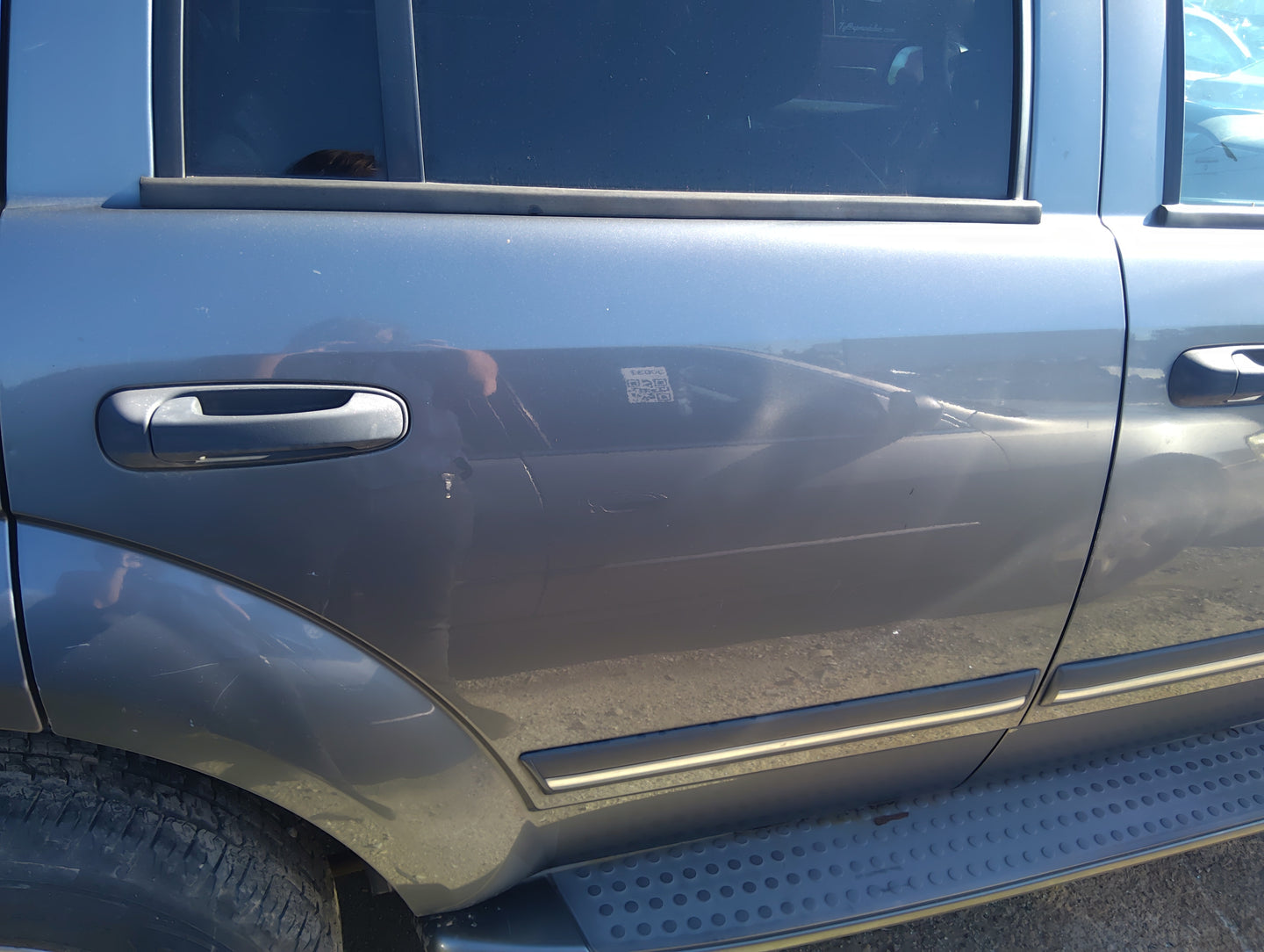 2004-2009 Dodge Durango Passenger Rear Door Oem 5038661 - Oemusedautoparts1.com