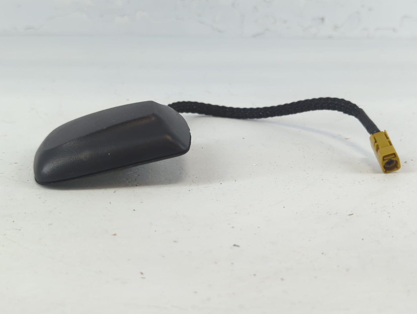 2006 Dodge Durango Radio Antenna Mast - Oemusedautoparts1.com