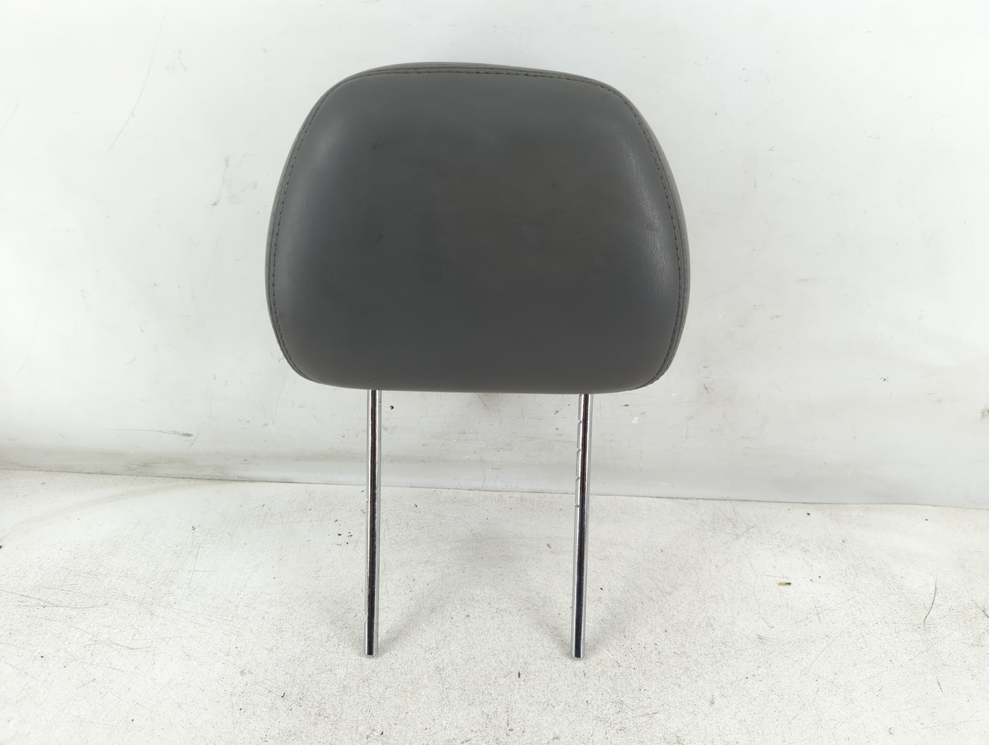 2006 Dodge Durango Headrest Head Rest Front Driver Passenger Seat Fits OEM Used Auto Parts - Oemusedautoparts1.com