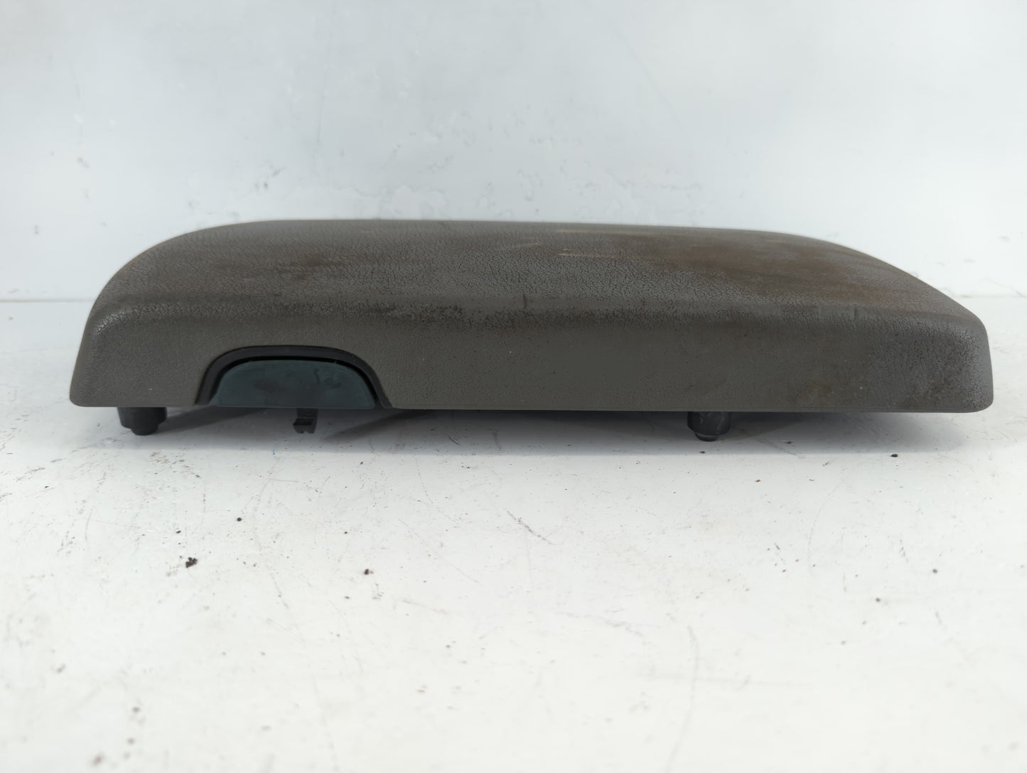 2004-2006 Dodge Durango Center Console Armrest Cover Lid Fits Fits 2004 2005 2006 OEM Used Auto Parts - Oemusedautoparts1.co
