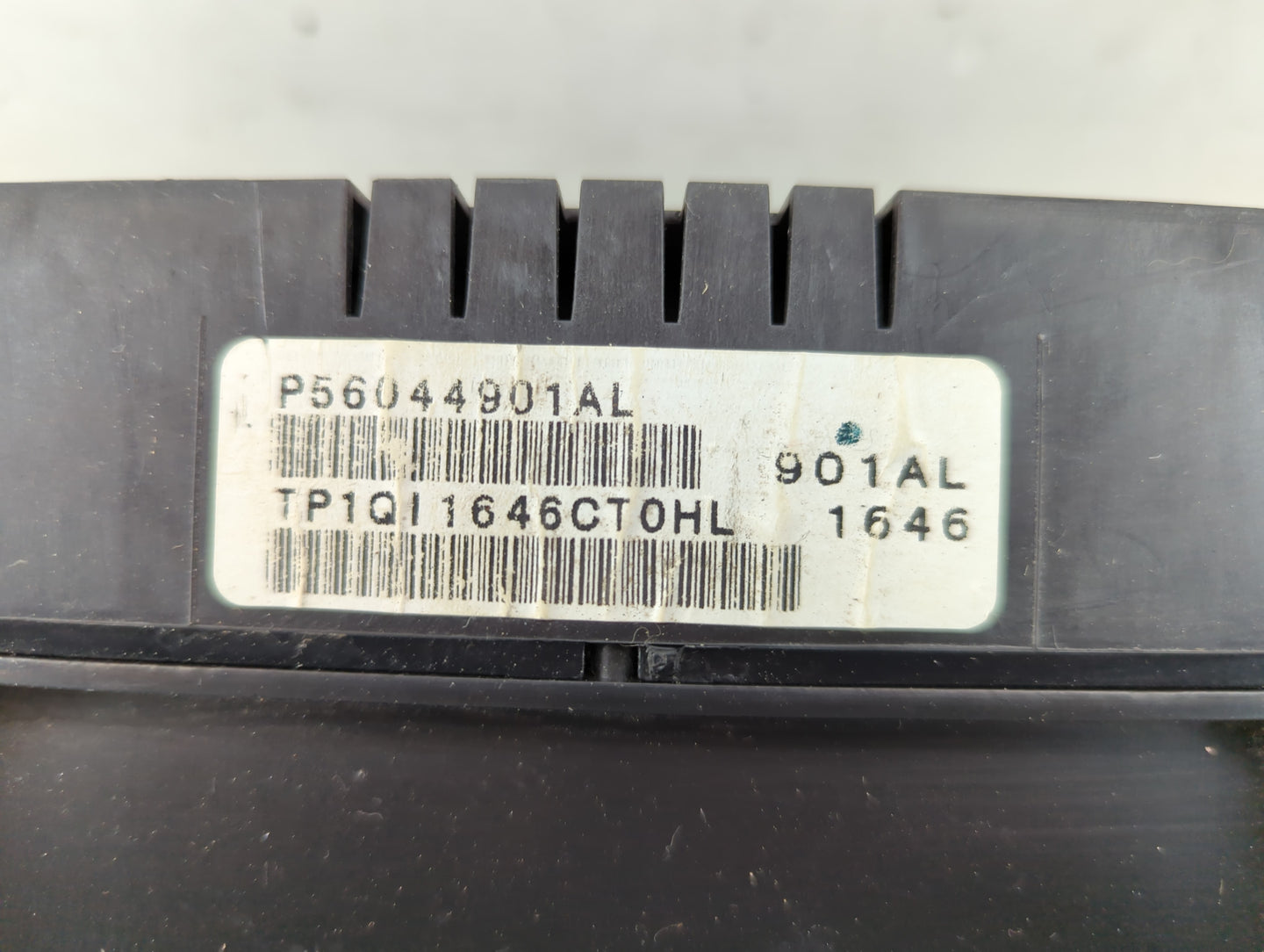 2006 Dodge Durango Instrument Cluster Speedometer Gauges Fits OEM Used Auto Parts - Oemusedautoparts1.com