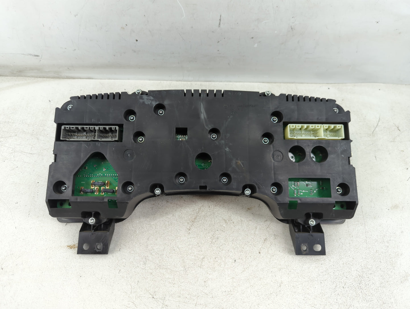 2006 Dodge Durango Instrument Cluster Speedometer Gauges Fits OEM Used Auto Parts - Oemusedautoparts1.com
