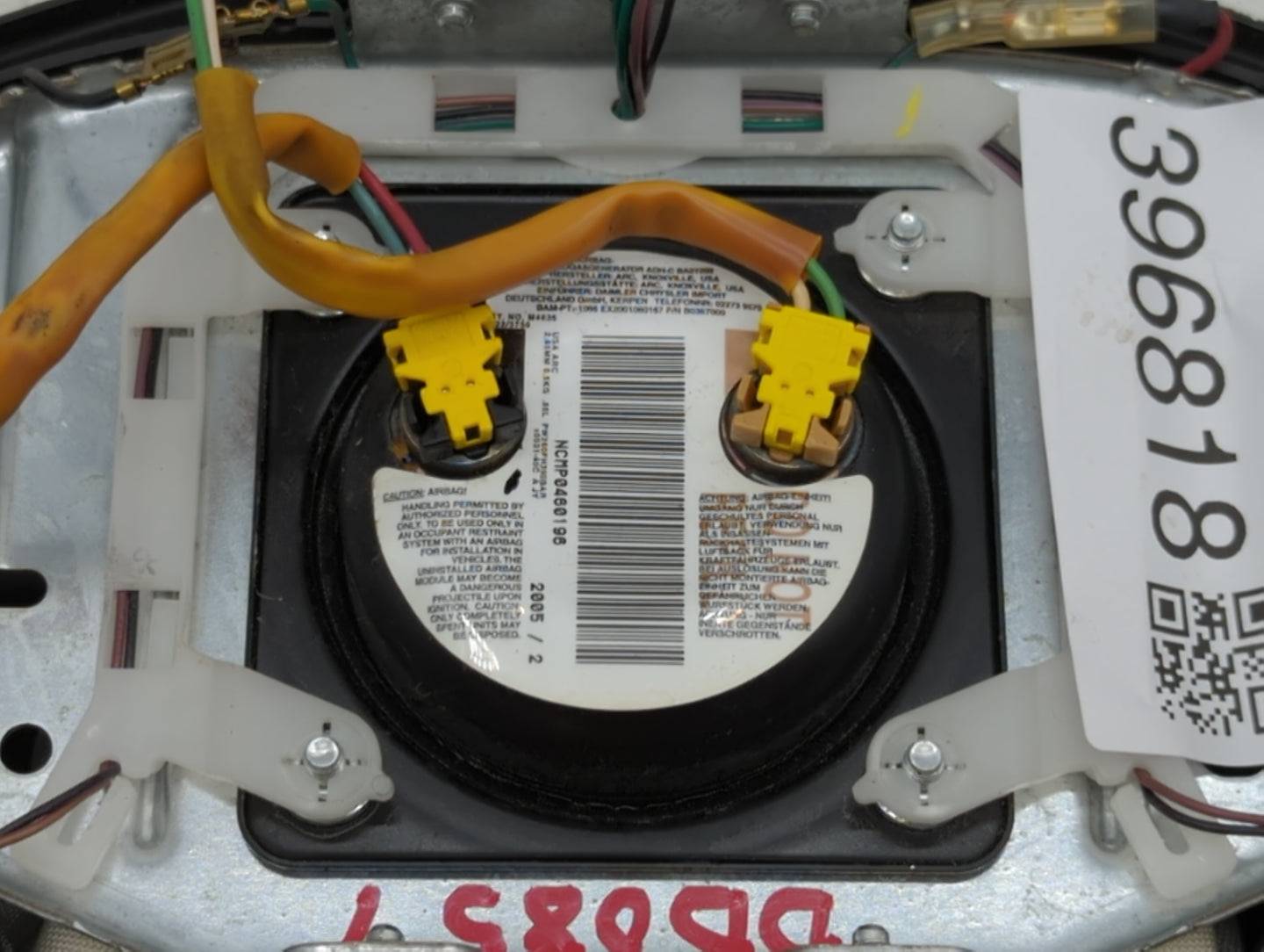 2006 Dodge Grand Caravan Air Bag Driver Left Steering Wheel Mounted P/N:P0YS921DVAD Fits Fits 2007 OEM Used Auto Parts - Oem