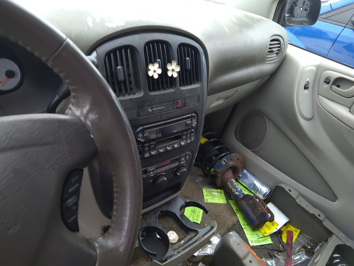 Dodge Grand Caravan Driver Front Seat Oem 5050556 - Oemusedautoparts1.com