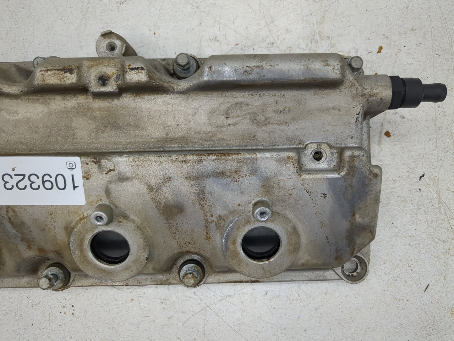 2006 Dodge Magnum Driver Left Cylinder Head Valve Cover P/N:04792880AC Fits OEM Used Auto Parts - Oemusedautoparts1.com