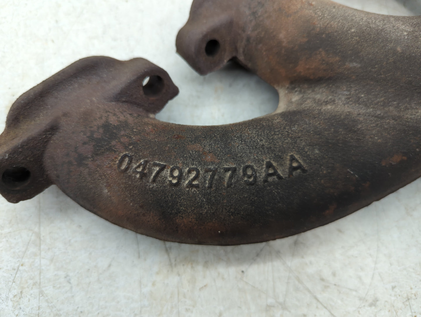 2005-2008 Dodge Magnum Turbocharger Exhaust Manifold With Turbo Charger - Oemusedautoparts1.com