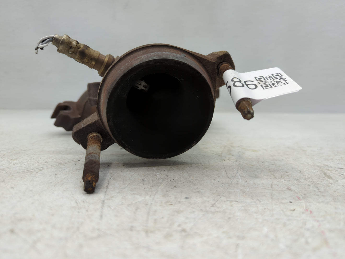 2005-2008 Dodge Magnum Turbocharger Exhaust Manifold With Turbo Charger - Oemusedautoparts1.com