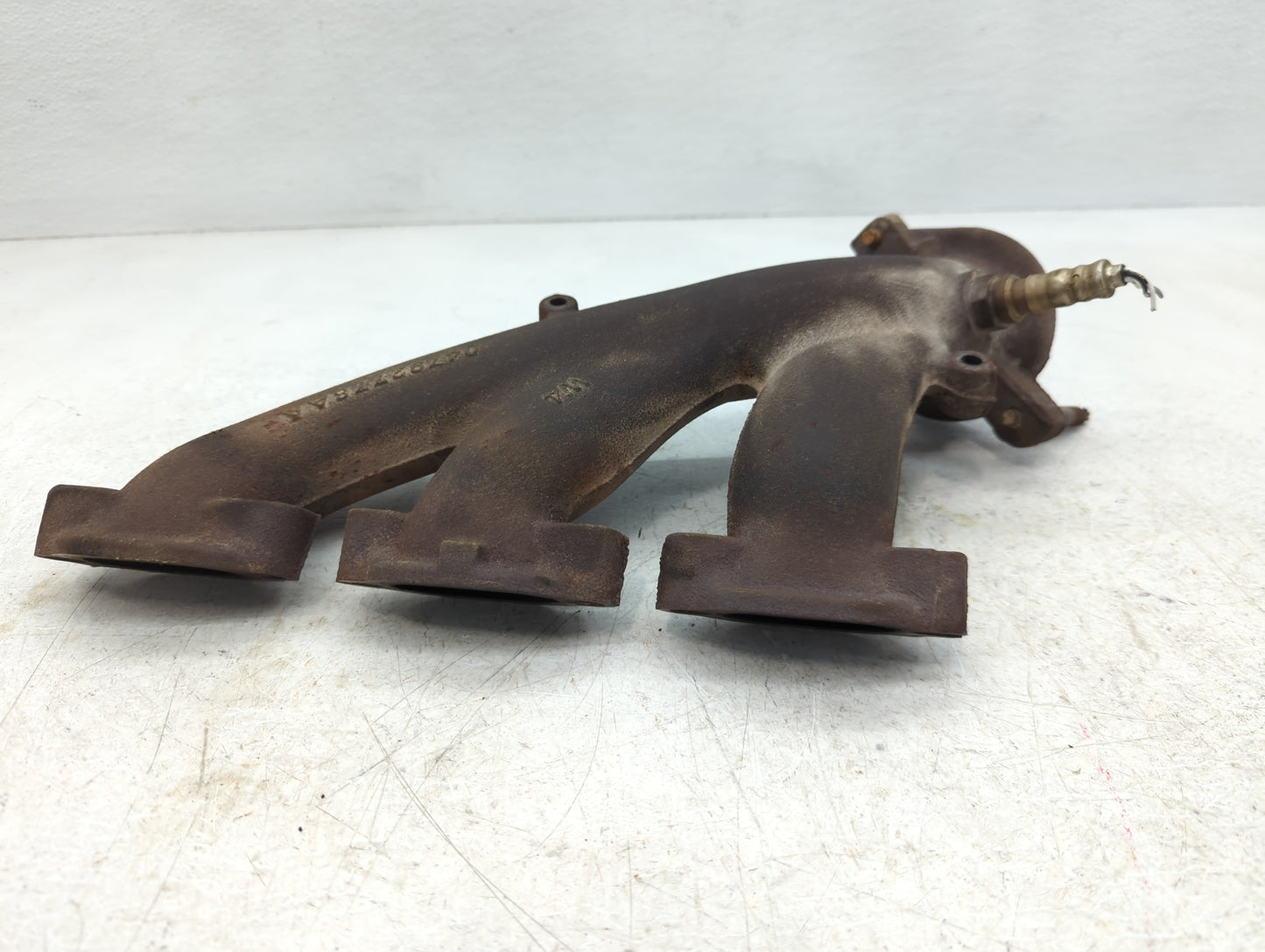 2005-2008 Dodge Magnum Turbocharger Exhaust Manifold With Turbo Charger - Oemusedautoparts1.com
