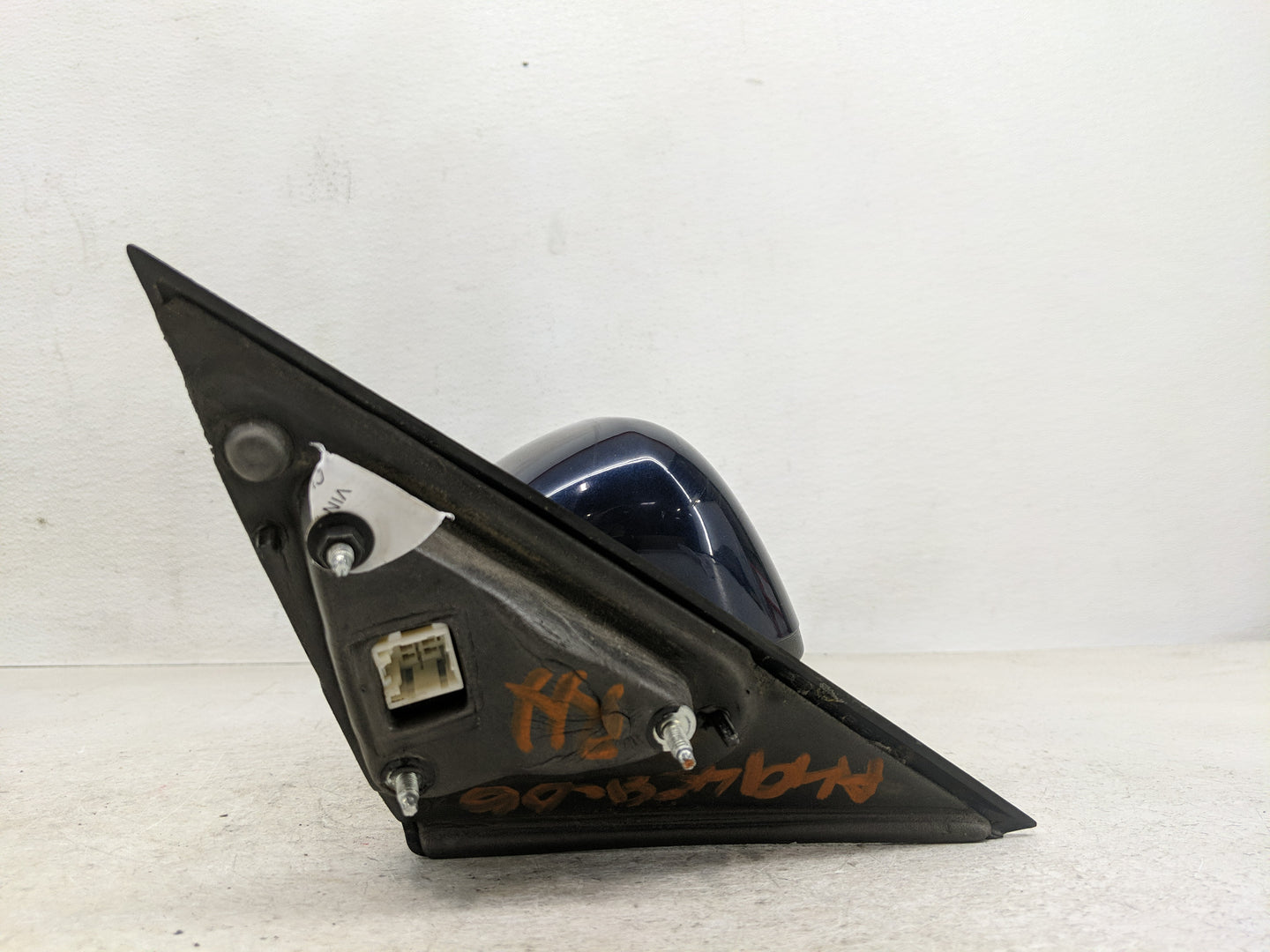 2005-2008 Dodge Magnum Side Mirror Replacement Passenger Right View Door Mirror P/N:E11015628 Fits OEM Used Auto Parts - Oem