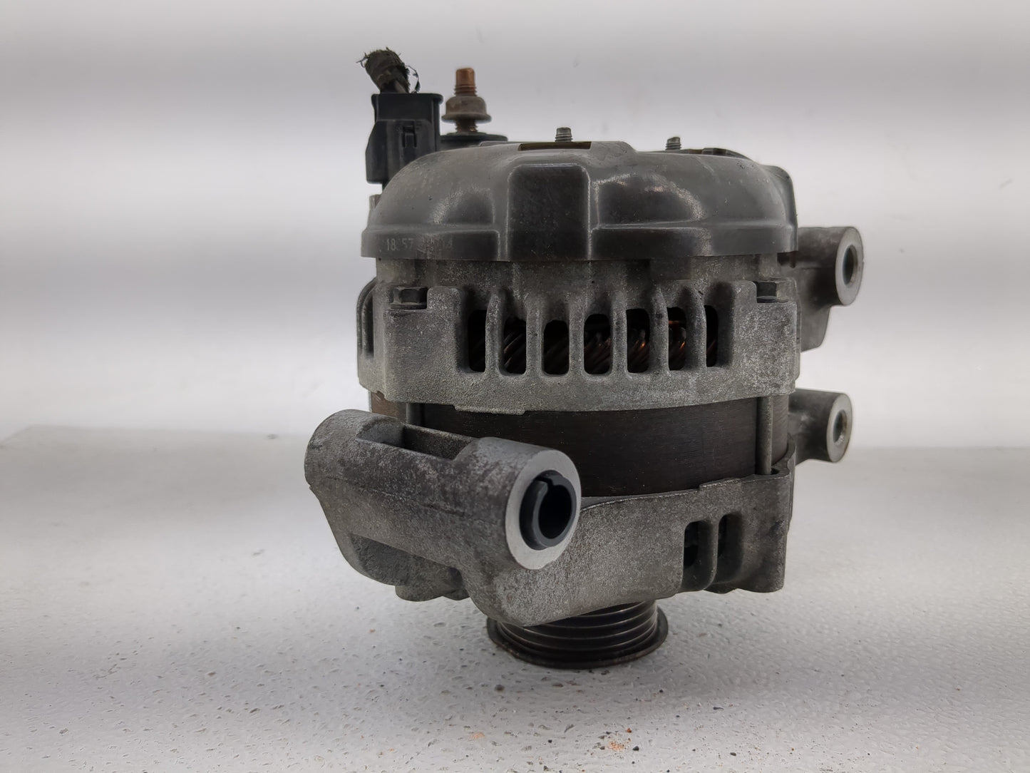 2005-2007 Dodge Magnum Alternator Replacement Generator Charging Assembly Engine OEM P/N:421000-0343 04896 805AB Fits OEM Us