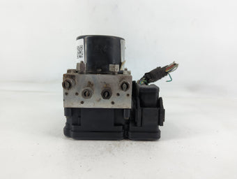 compare product 2006 Dodge Magnum ABS Pump Control Module Replacement P/N:25.610-1496.4 25.0926-4383.3 Fits OEM Used Auto Parts