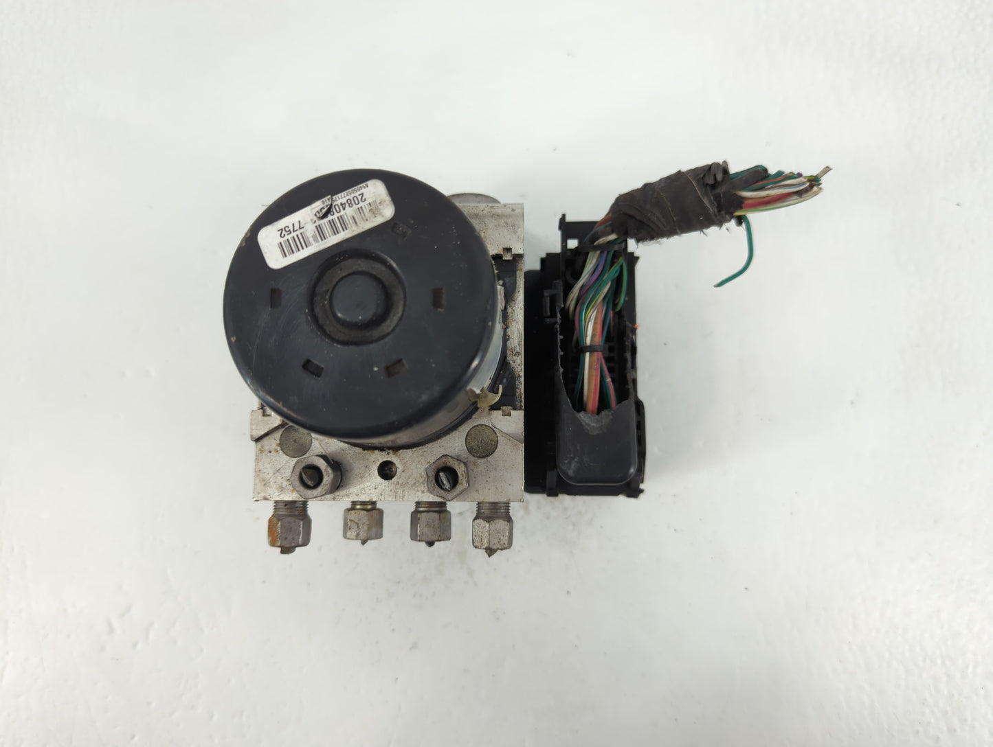 2006 Dodge Magnum ABS Pump Control Module Replacement P/N:25.610-1496.4 25.0926-4383.3 Fits OEM Used Auto Parts - Oemusedaut