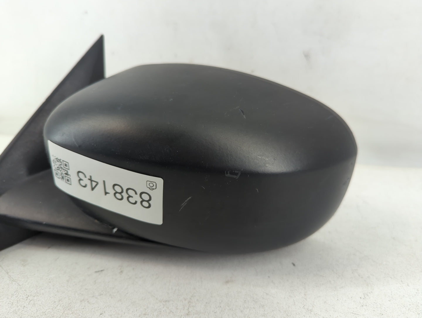 2005-2008 Dodge Magnum Driver Side View Mirror - Left Door Mirror OEM Used - Oemusedautoparts1.com