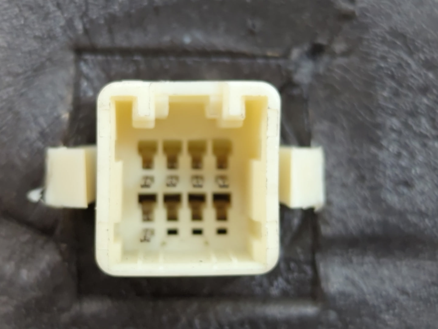 2002-2008 Dodge Ram 1500 Driver Side View Mirror - Left Door Mirror OEM Used - Oemusedautoparts1.com