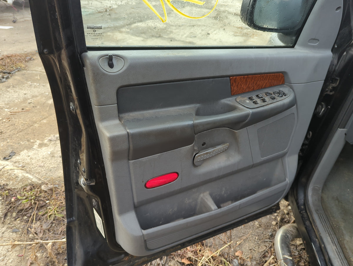 2006 Dodge Ram 1500 Front Left Driver Interior Door Panel Trim - Oemusedautoparts1.com