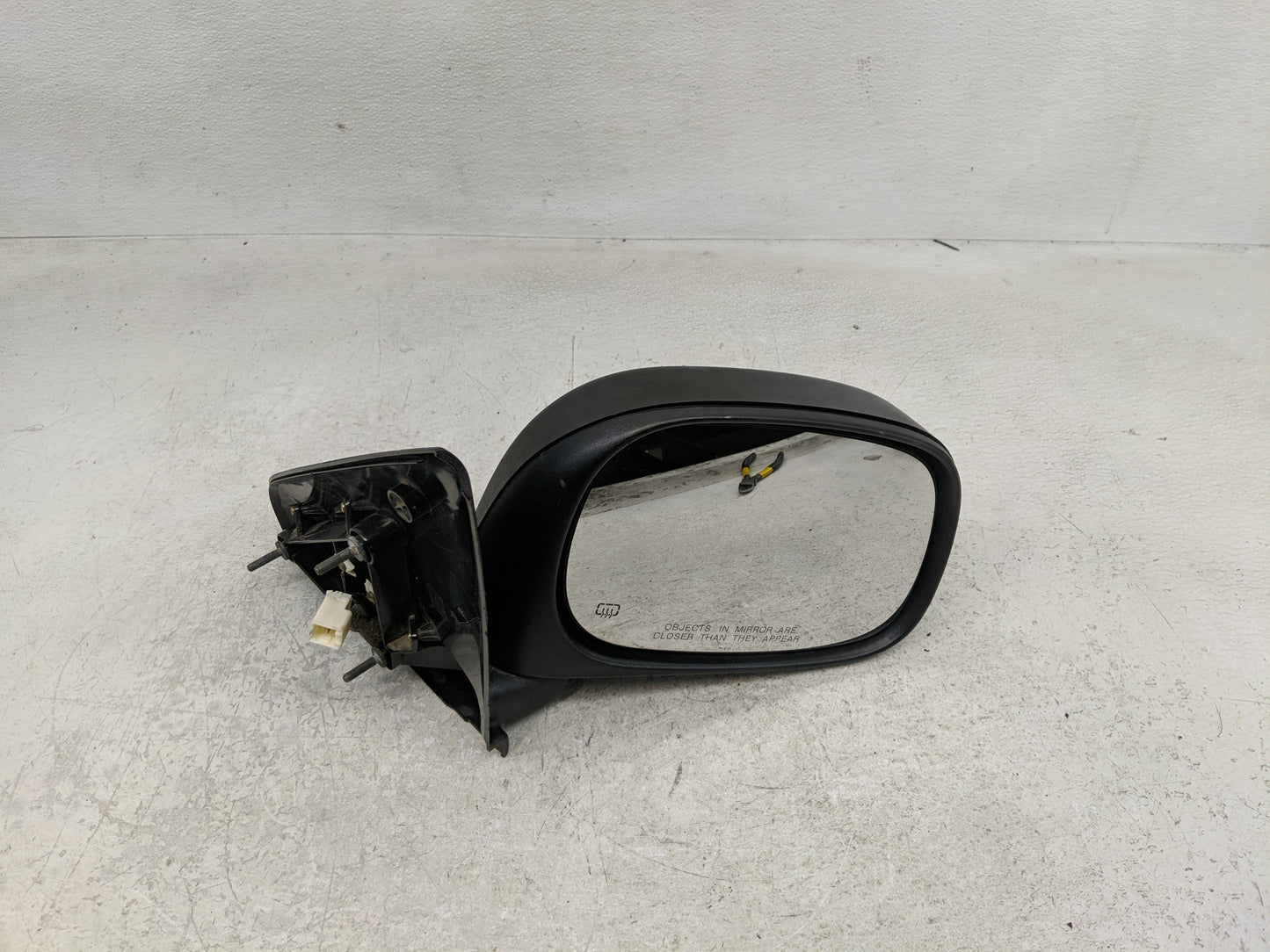 2002-2008 Dodge Ram 1500 Passenger Side View Mirror - Right Door Mirror OEM Used - Oemusedautoparts1.com