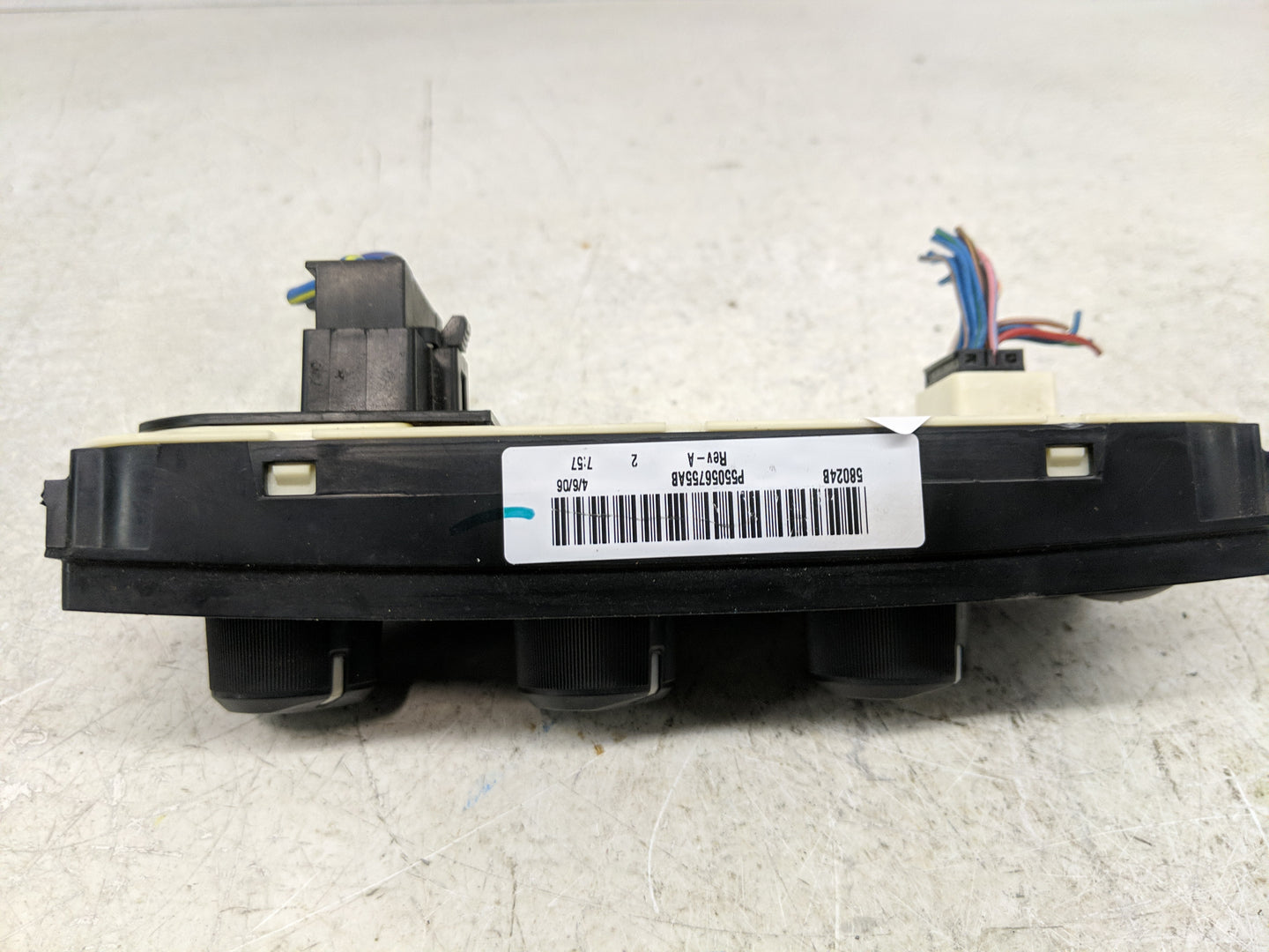 2006-2007 Dodge Ram 1500 Climate Control Module Temperature AC/Heater Replacement P/N:P55056755AB Fits Fits 2006 2007 2008 O