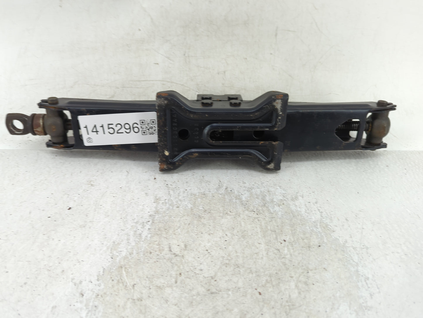 2006 Dodge Ram 1500 Spare Scissor Car Jack - Oemusedautoparts1.com