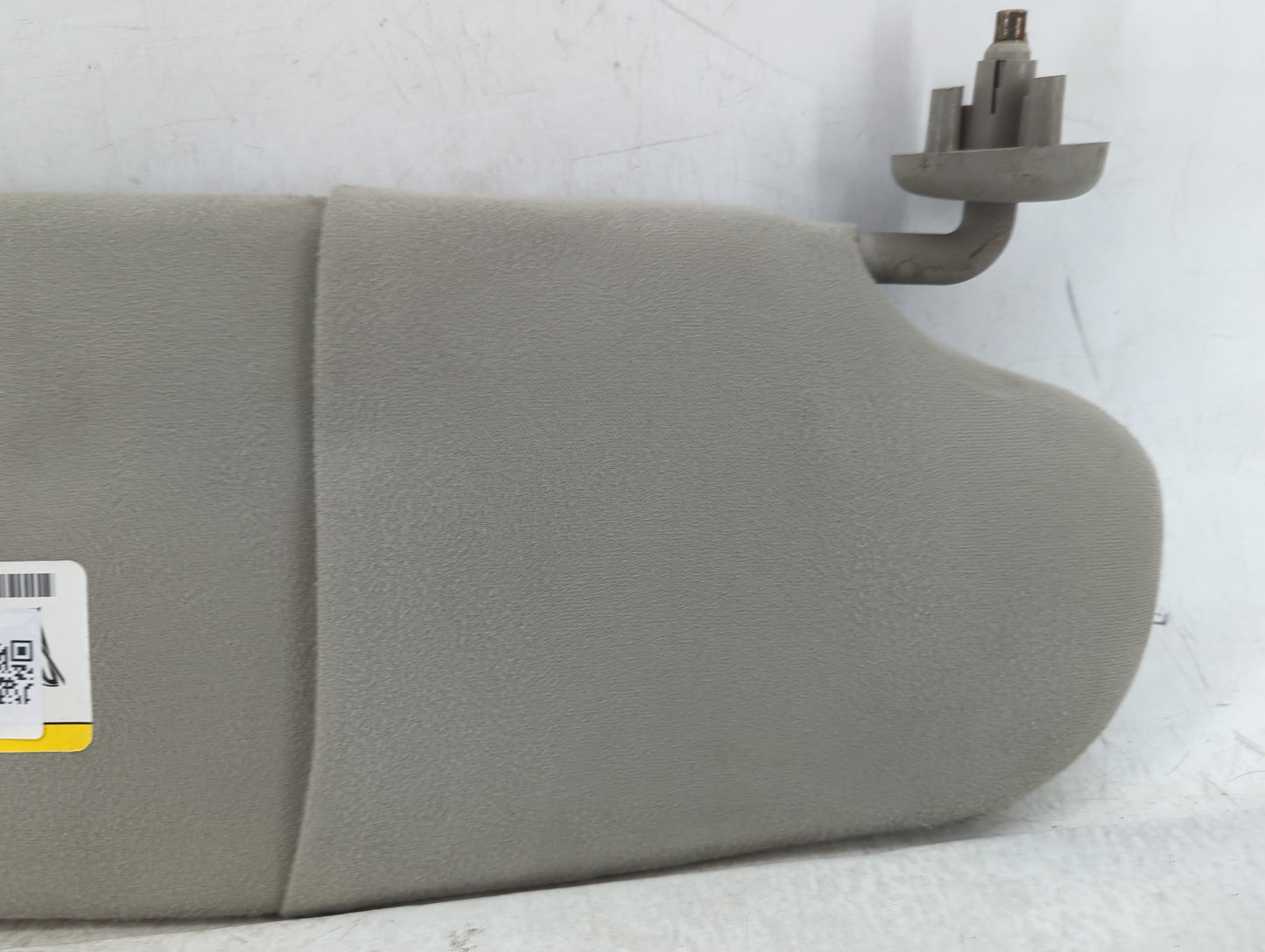 2006 Dodge Ram 1500 Sun Visor Shade Replacement Passenger Right Mirror Fits OEM Used Auto Parts - Oemusedautoparts1.com