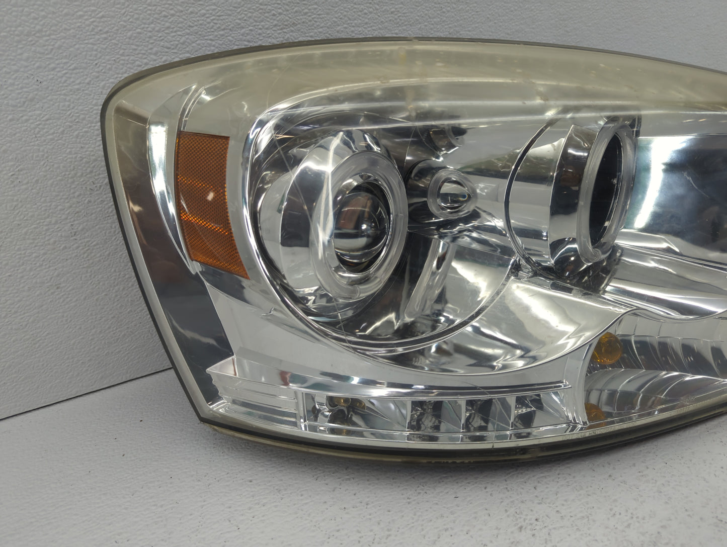 2006-2006 Dodge Ram 1500 Passenger Right Oem Head Light Headlight Lamp - Oemusedautoparts1.com