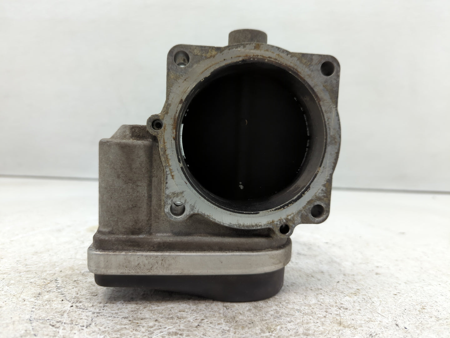 2005-2010 Dodge Ram 1500 Throttle Body P/N:5 718 201 53032801AC Fits Fits 2005 2006 2007 2008 2009 2010 2011 2012 OEM Used A