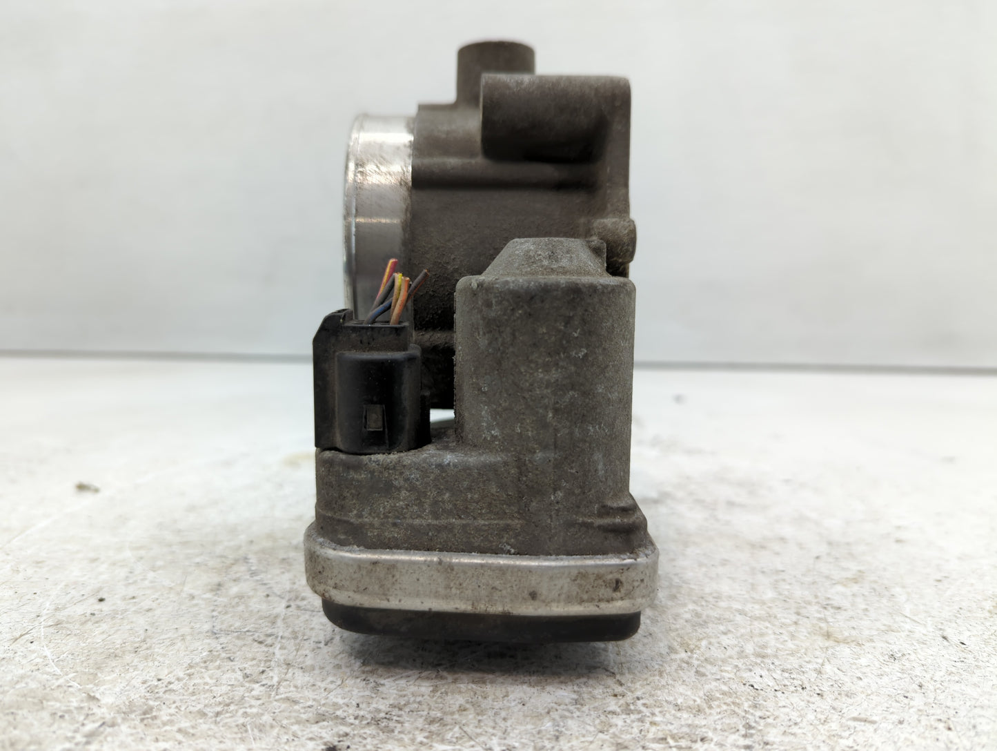 2005-2010 Dodge Ram 1500 Throttle Body P/N:5 718 201 53032801AC Fits Fits 2005 2006 2007 2008 2009 2010 2011 2012 OEM Used A