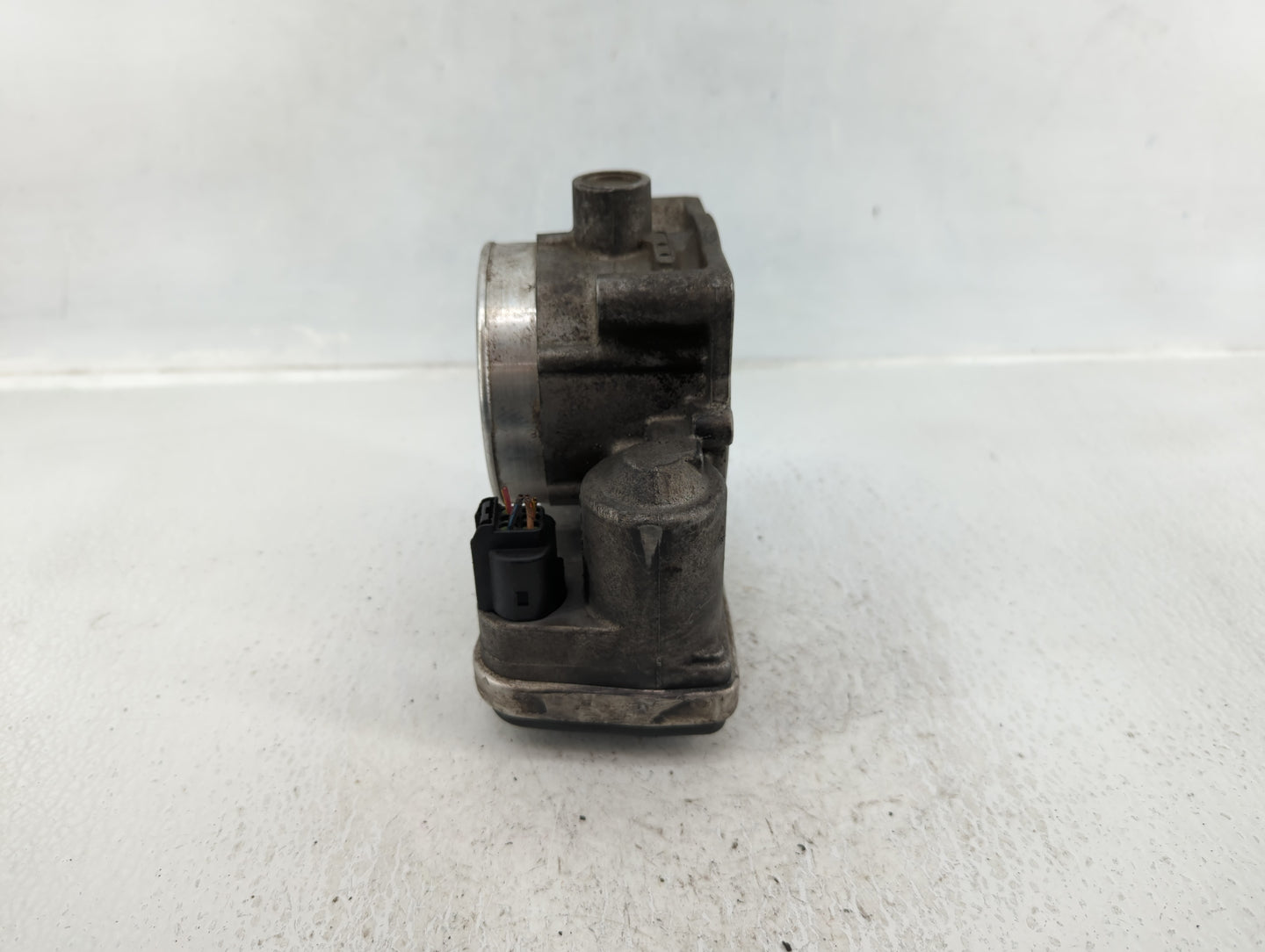 2005-2010 Dodge Ram 1500 Throttle Body P/N:5303 2801 AB Fits Fits 2005 2006 2007 2008 2009 2010 2011 2012 OEM Used Auto Part