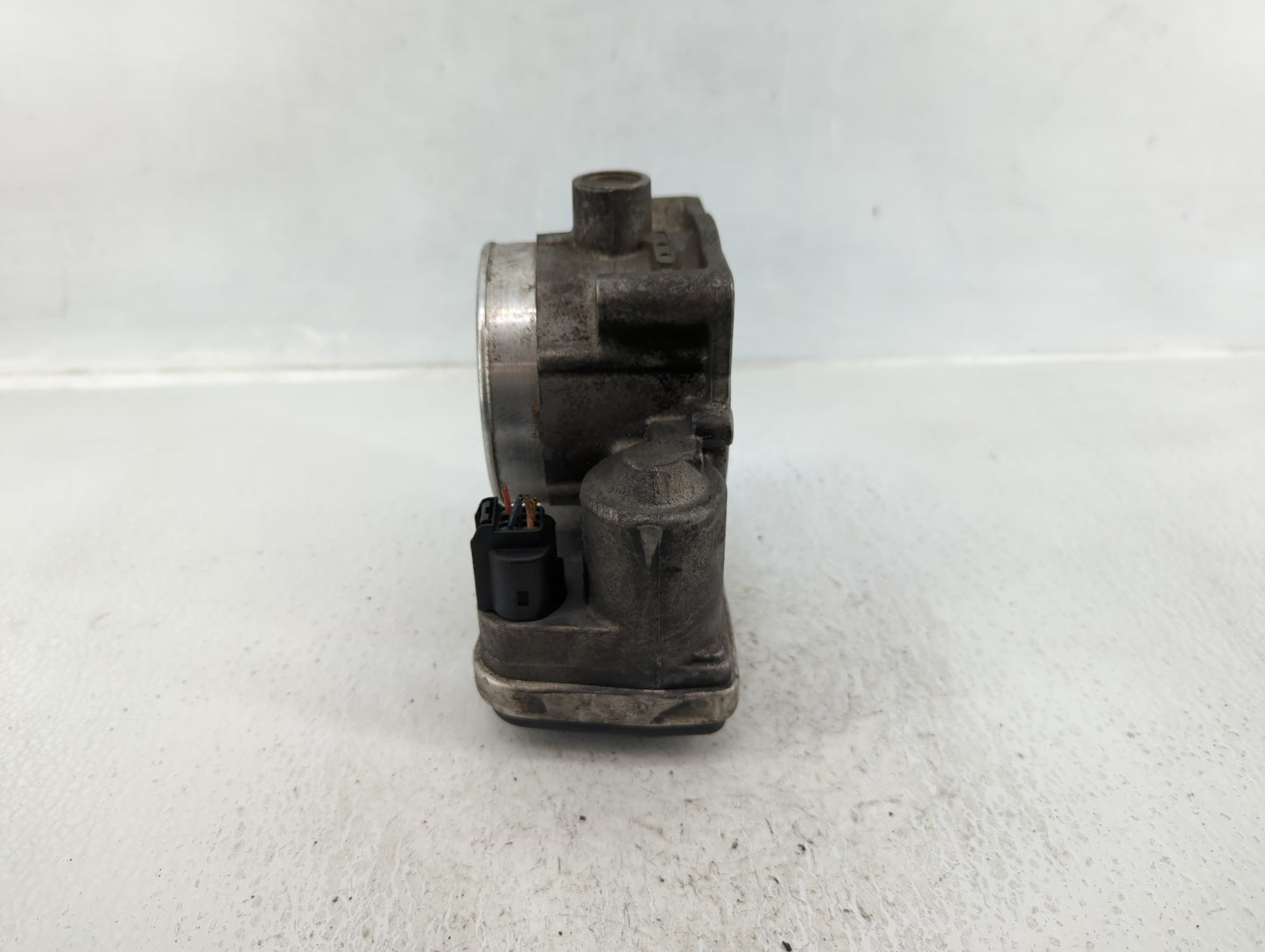 2005-2010 Dodge Ram 1500 Throttle Body P/N:5303 2801 AB Fits Fits 2005 2006 2007 2008 2009 2010 2011 2012 OEM Used Auto Part