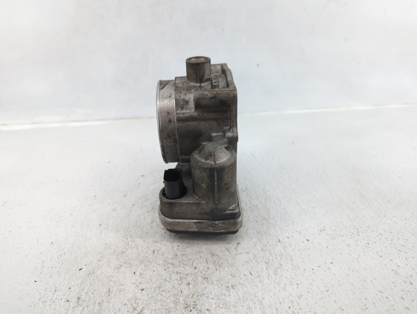 2005-2010 Dodge Ram 1500 Throttle Body P/N:5 718 201 Fits Fits 2005 2006 2007 2008 2009 2010 2011 2012 OEM Used Auto Parts -
